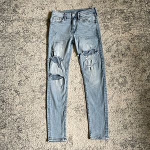 H&M Distressed Light Wash Skinny Jeans